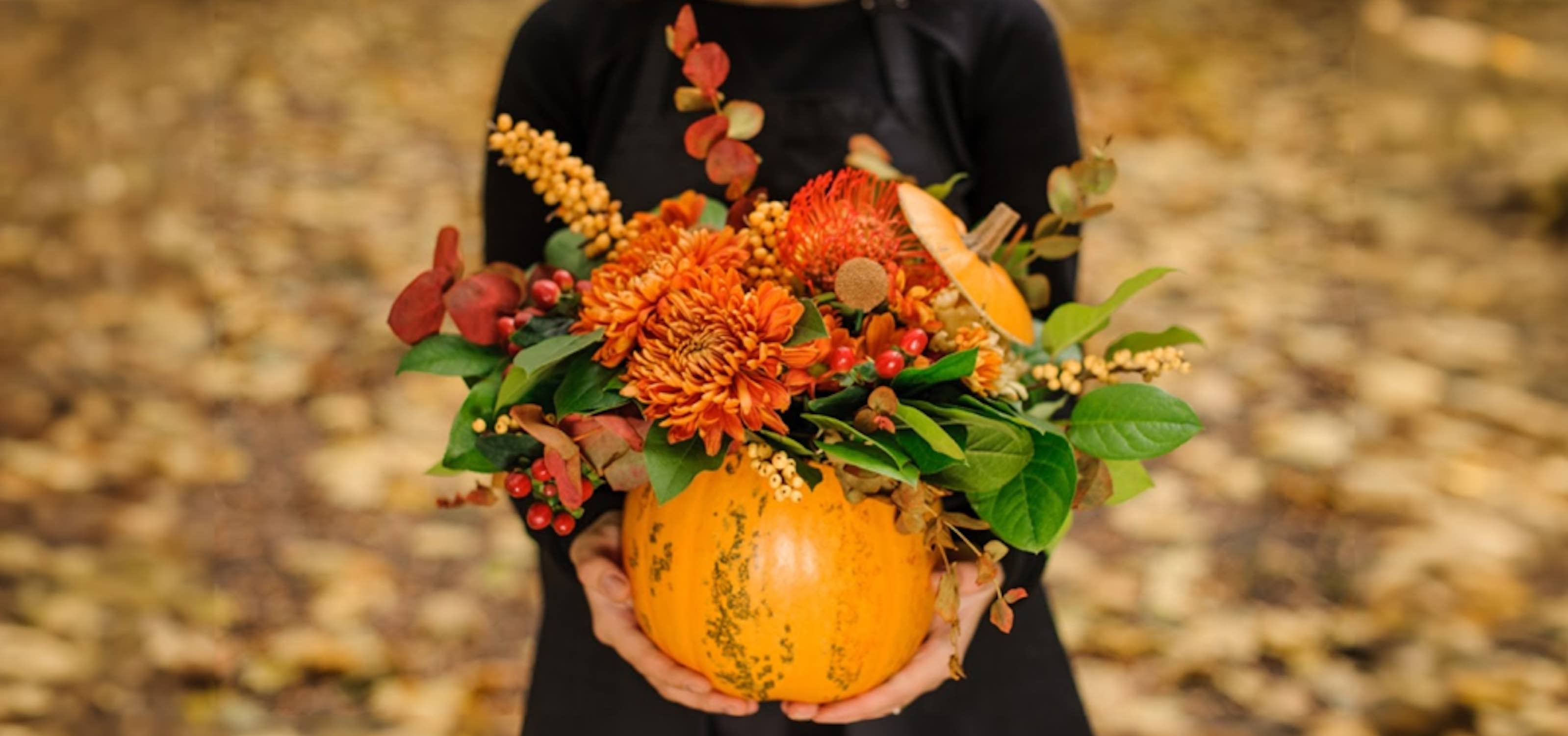 thanksgiving flowers and gifts delivery in Ukraine