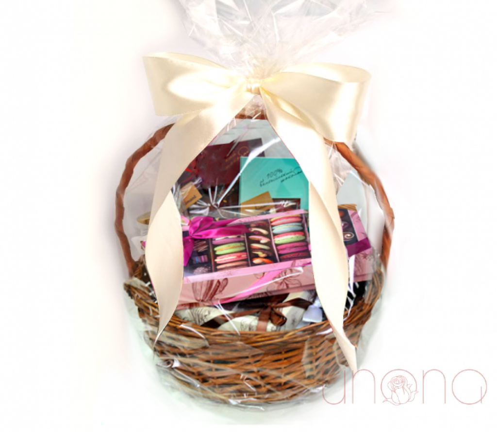 Fancy Chocolate Gift Basket By Price