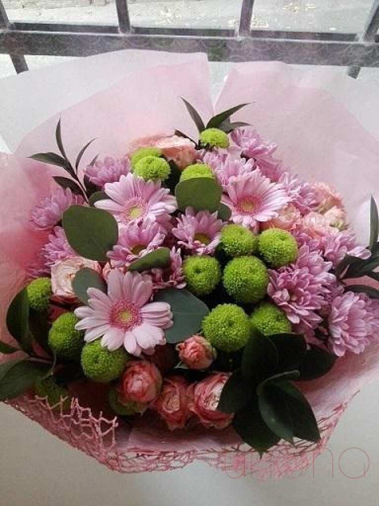 Flirtatious Bouquet | Ukraine Gift Delivery.