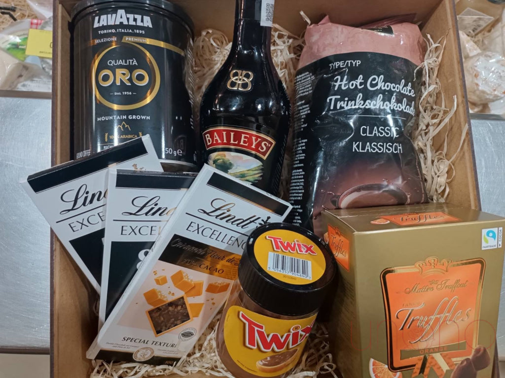 Gift Box For Gourmet Lovers Baskets