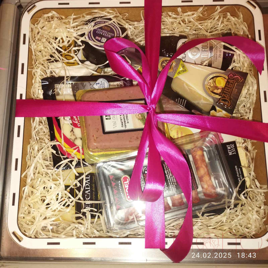 Gourmet Delight Gift Box Gift Box