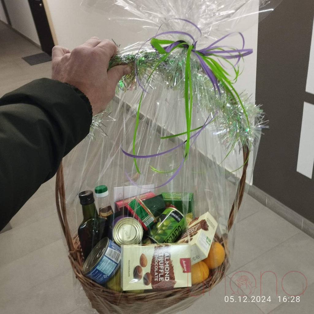 Gourmet Gift Basket By Holidays