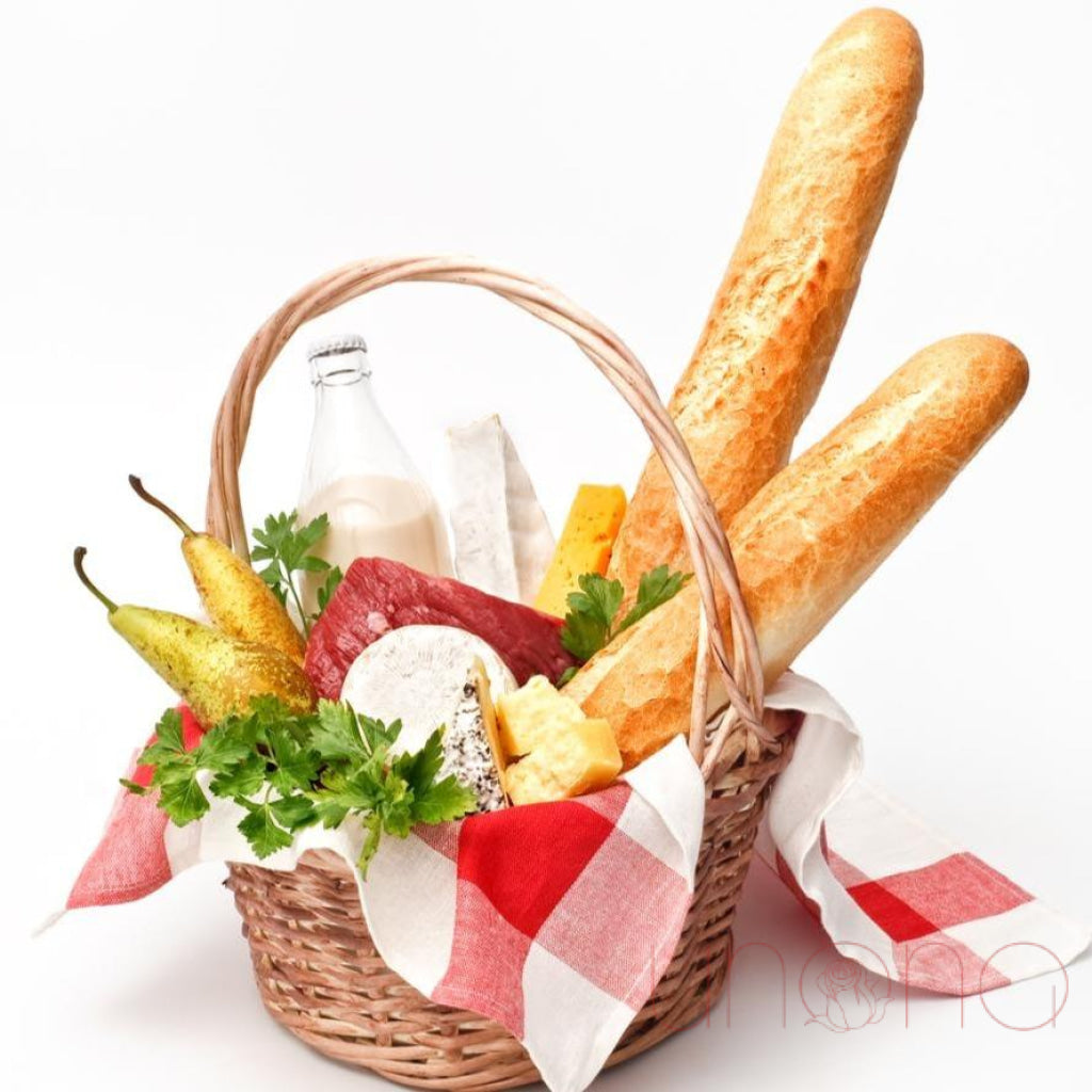 Holiday Essentials Gift Basket | Ukraine Gift Delivery.