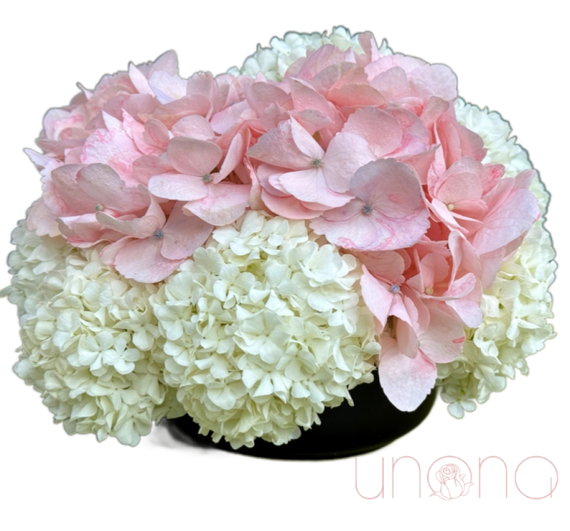 Hydrangea arrangement for delivery in Ukraine 