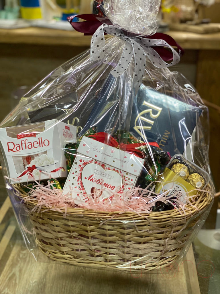 Most Popular Chocolates Gift Basket By Holidays