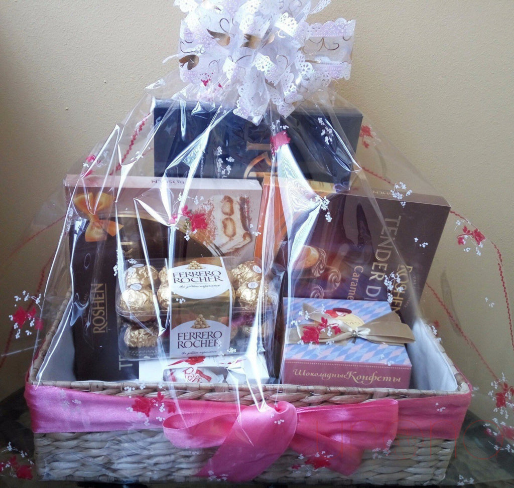 Most Popular Chocolates Gift Basket | Ukraine Gift Delivery.