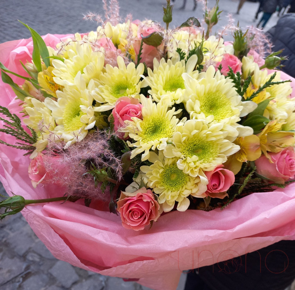 Pink Fantasy Bouquet Flowers