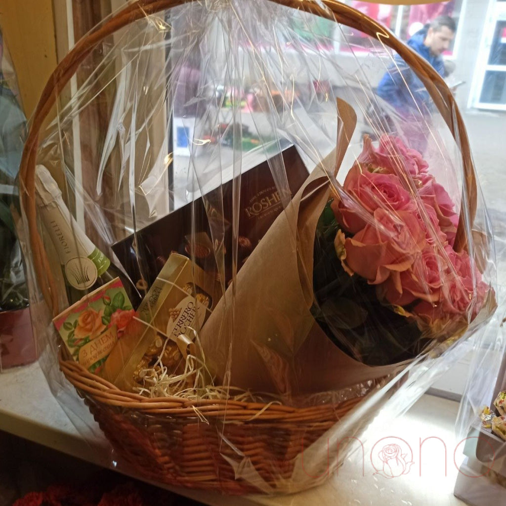 Romantic Trio Gift Basket | Ukraine Gift Delivery.