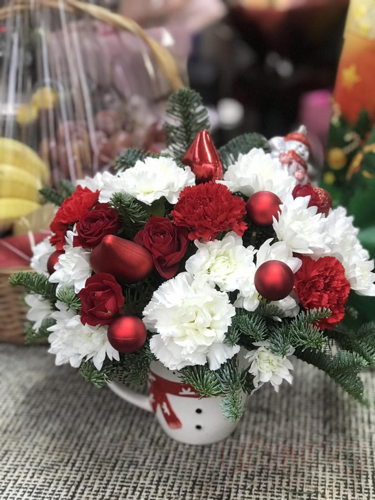 Snow Confetti Bouquet Christmas Flowers