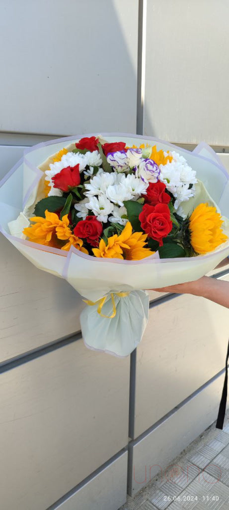 Summer Madness Bouquet By Holidays