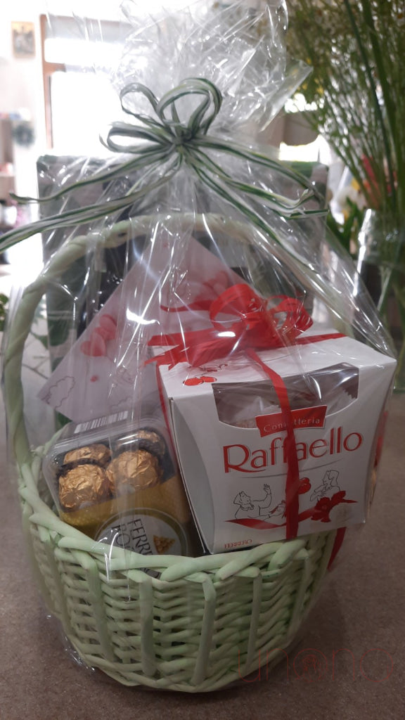 Sweet Gift Basket With Surprise By Holidays