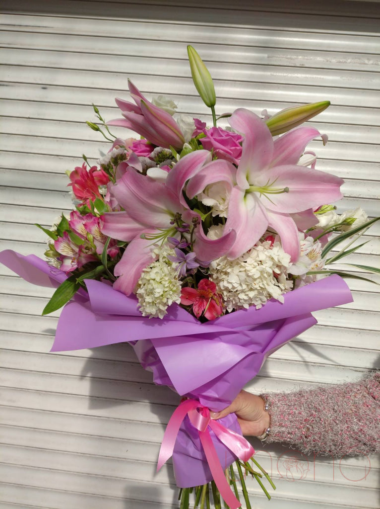 Tender Feelings Bouquet | Ukraine Gift Delivery.