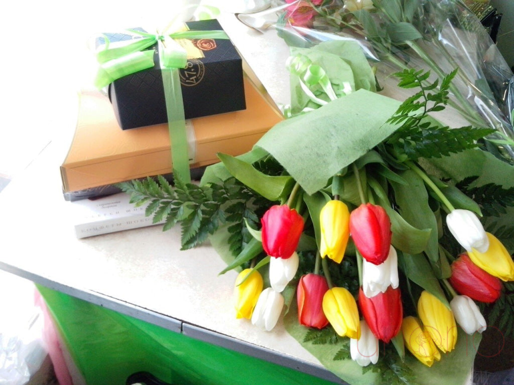 Tender Tulips Bouquet | Ukraine Gift Delivery.