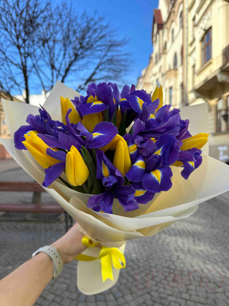 Ukrainian Spring Bouquet Irises