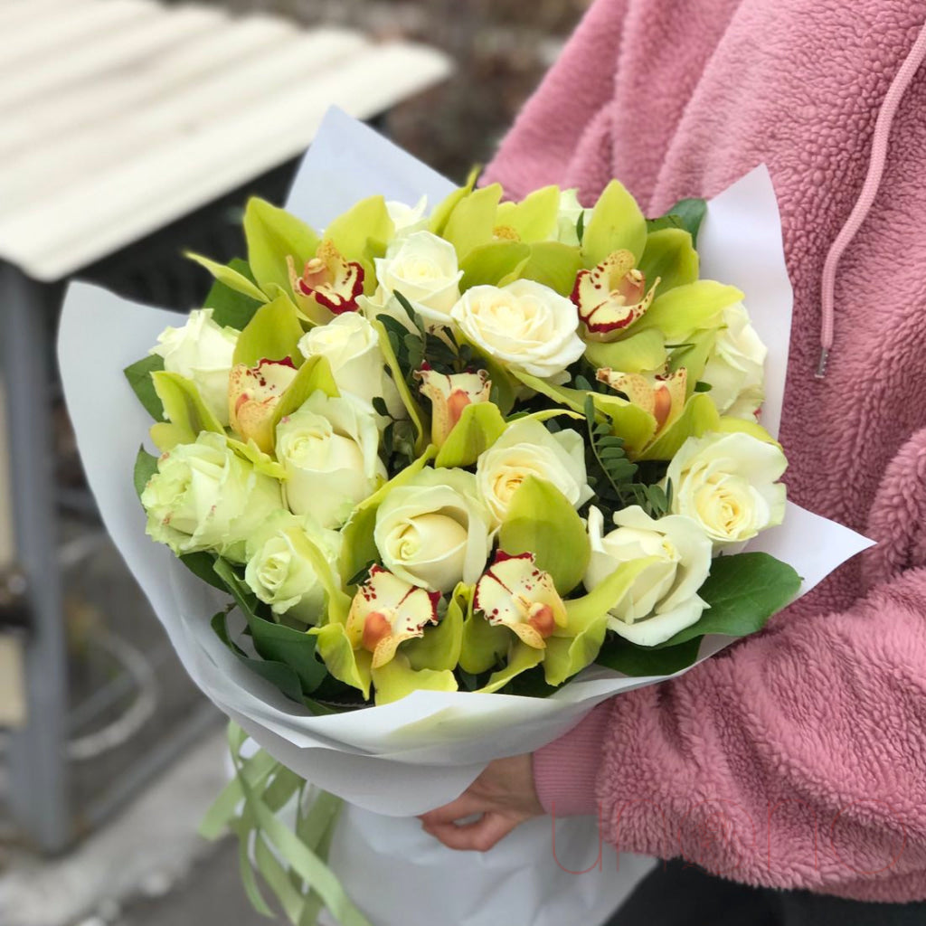 White Melody Bouquet By Price